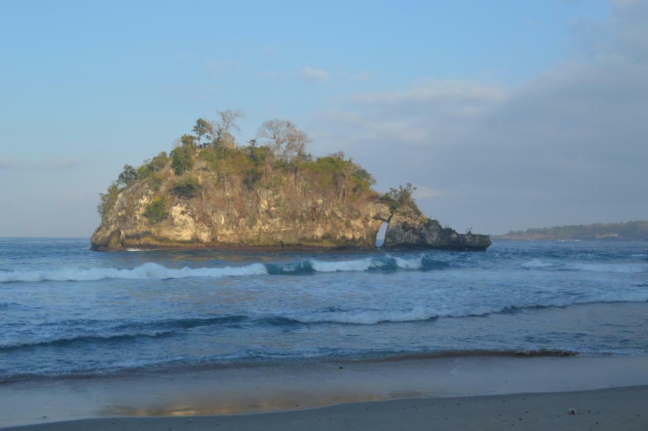 Nyuh Gading Bungalow Nusa Penida Sakti ภายนอก รูปภาพ